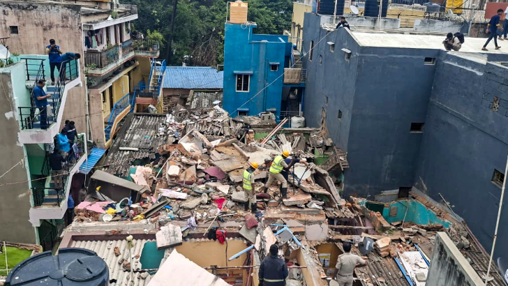 https://salarnews.in/public/uploads/images/newsimages/maannewsimage15082025_150232_Bengaluru cylinder blast.png
